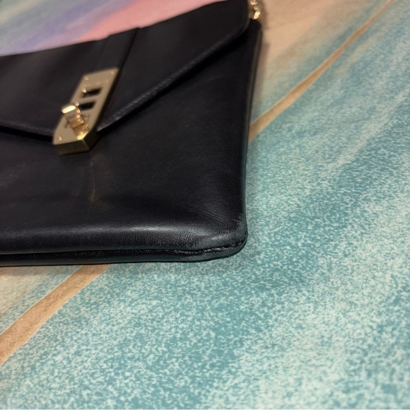 Henri Bendel Limited Edition Leather Clutch Chain Strap - Picture 8 of 12